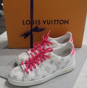 Louis Vuitton Front Row Sneaker